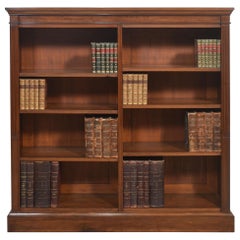 offenes Mahagoni-Bücherregal