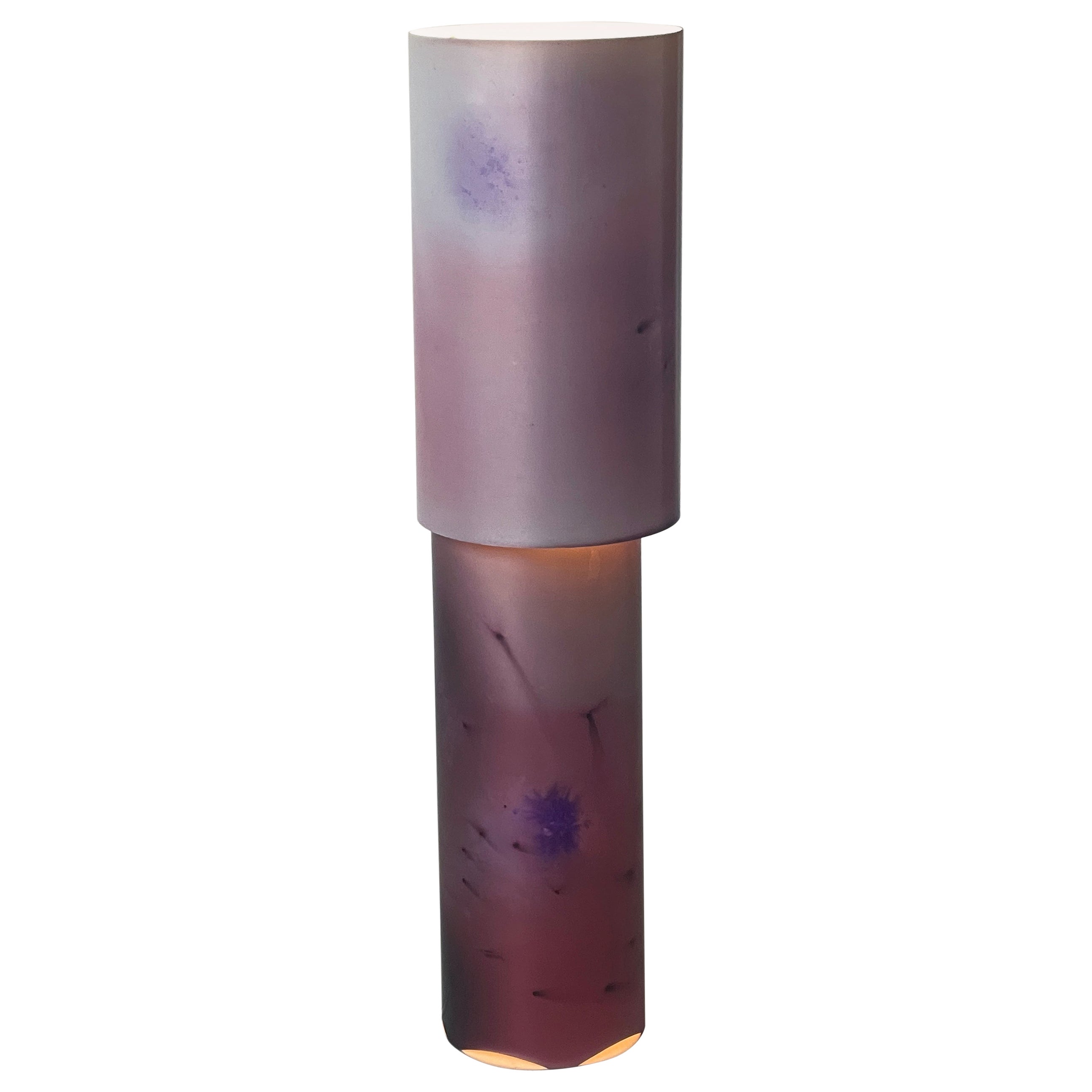 Lampe d'ambiance en aluminium anodisé à la main de la collection Cosmos rose / violet / rouge en vente