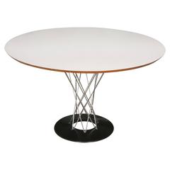 Table Cyclone par le Famed Mid-Century Designer Isamu Noguchi for Knoll