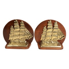 Bronzeguss-Buchstützen aus dem frühen 20. Jahrhundert, die eine englische Stangenbrigg darstellen