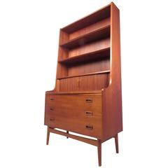 Exquisite Danish Teak Bookshelf Secretary in the style of Børge Mogensen 4