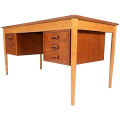 Vintage Large Børge Mogensen Executive Desk in Teak and Oak