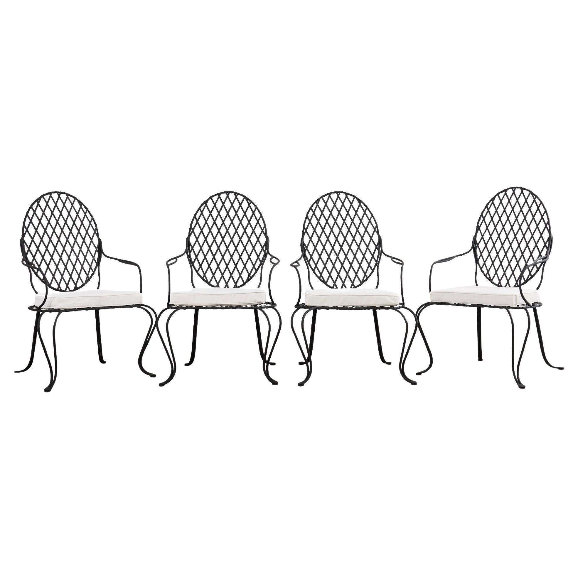 Juego de cuatro sillones de comedor de jardín Rose Tarlow Twig de hierro en venta