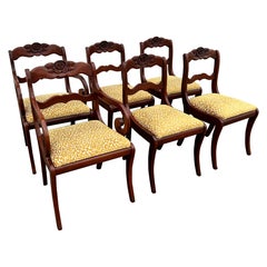 Juego de 6 Sillas de Comedor con Respaldo de Rosa Tallada de Caoba Retapizadas