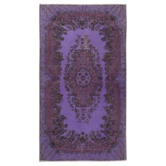 3.8x6.7 Ft Vintage Turkish Accent Rug redyed in Purple Color for modern interior (Tapis d'accent turc vintage teinté en violet pour un intérieur moderne)