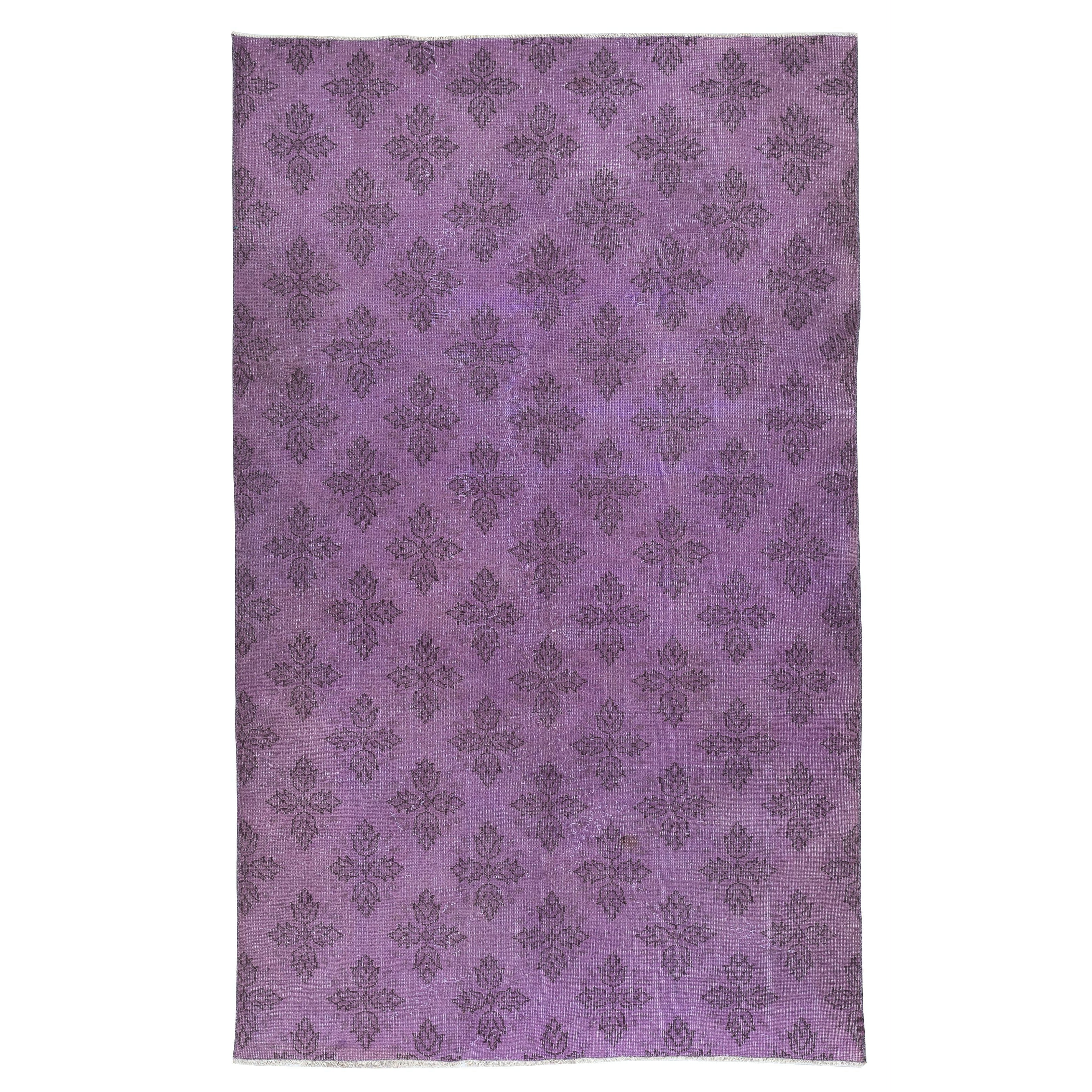 5.3x8.6 Ft Purple Color Modern Handmade Turkish Wool Area Rug with Floral Design For Sale