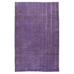 Tappeto vintage turco 6x9.4 Ft tinto in viola per interni moderni