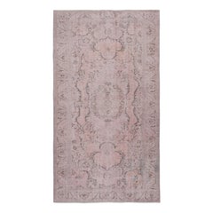 5.4x9.7 Ft Vintage Handmade Turkish Rug ReDyed in Soft Pink für Modern Interiors