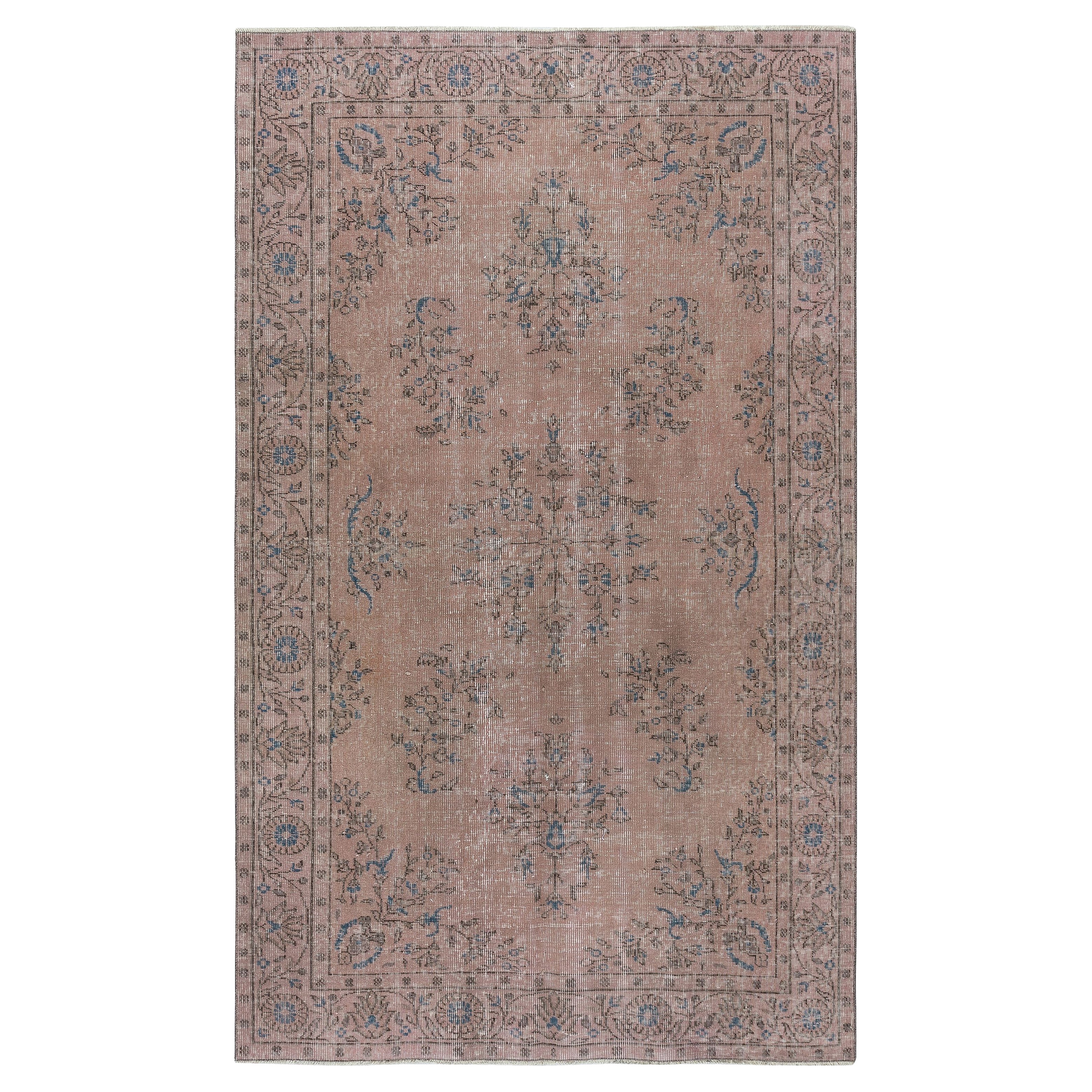 Alfombra turca vintage de 5x8 pies teñida de rosa para interiores contemporáneos en venta