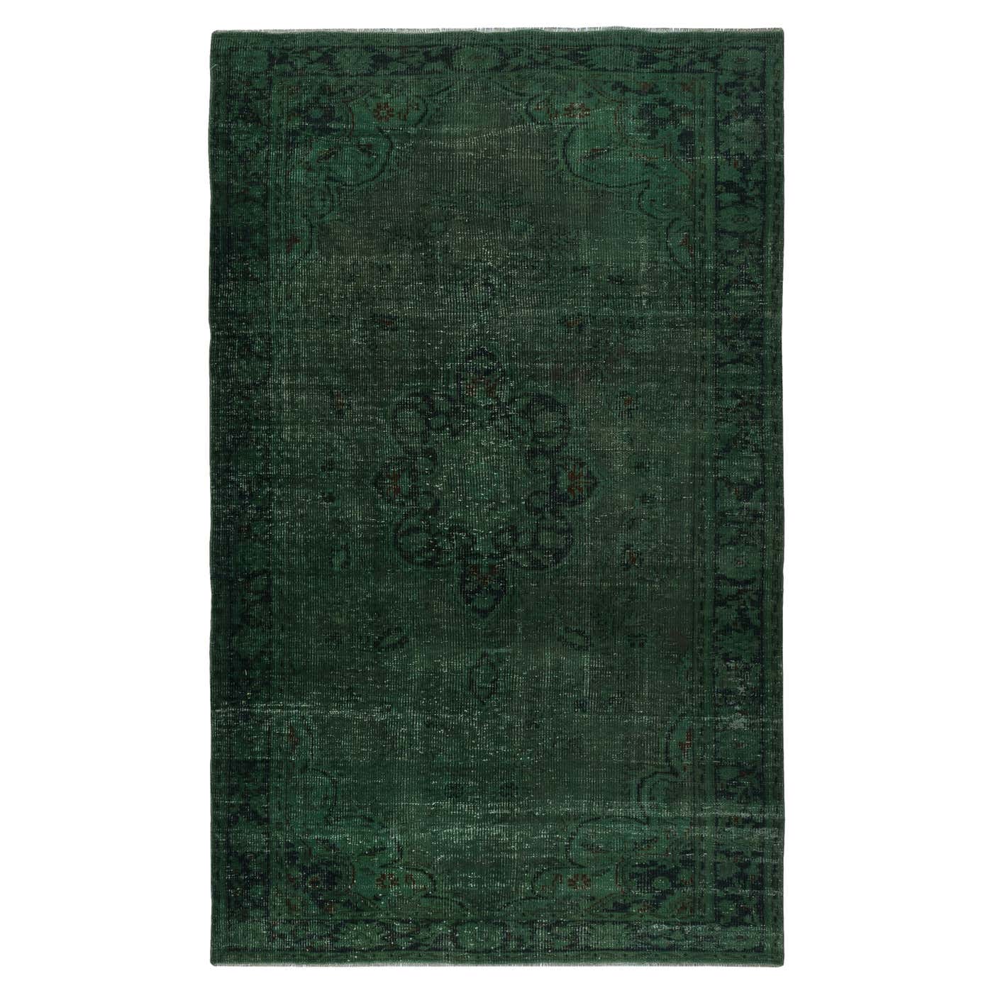 Simple Dark Green Rug 5.6x9 Ft Modern Wool Area Rug in Dark Green Color. Hand-Knotted in ...