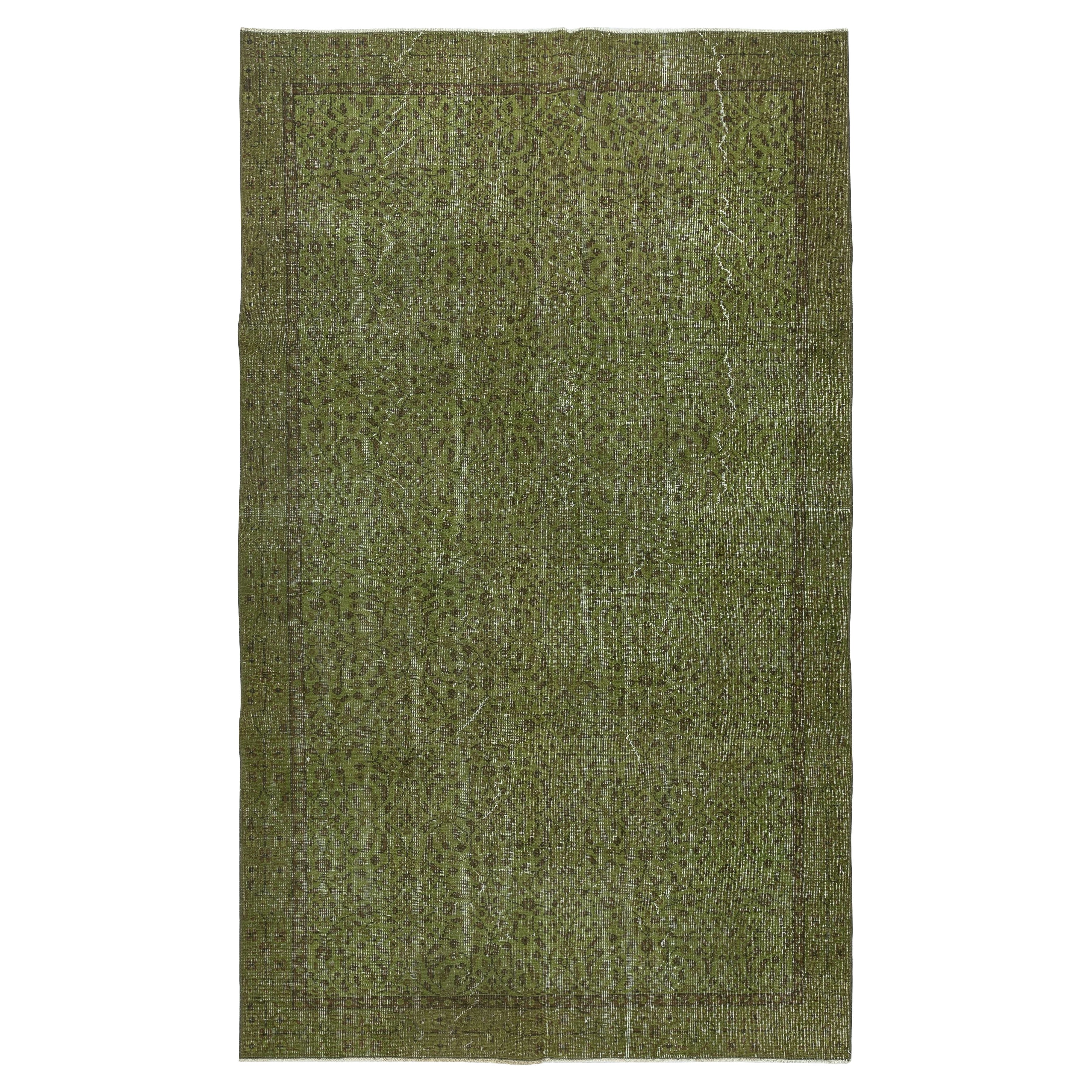 5.2x8.7 Ft Modern Modern Handmade Floral Patterned Turkish Wool Area Rug in Green Color (Tapis de laine turque à motifs floraux, fait à la main, de couleur verte)