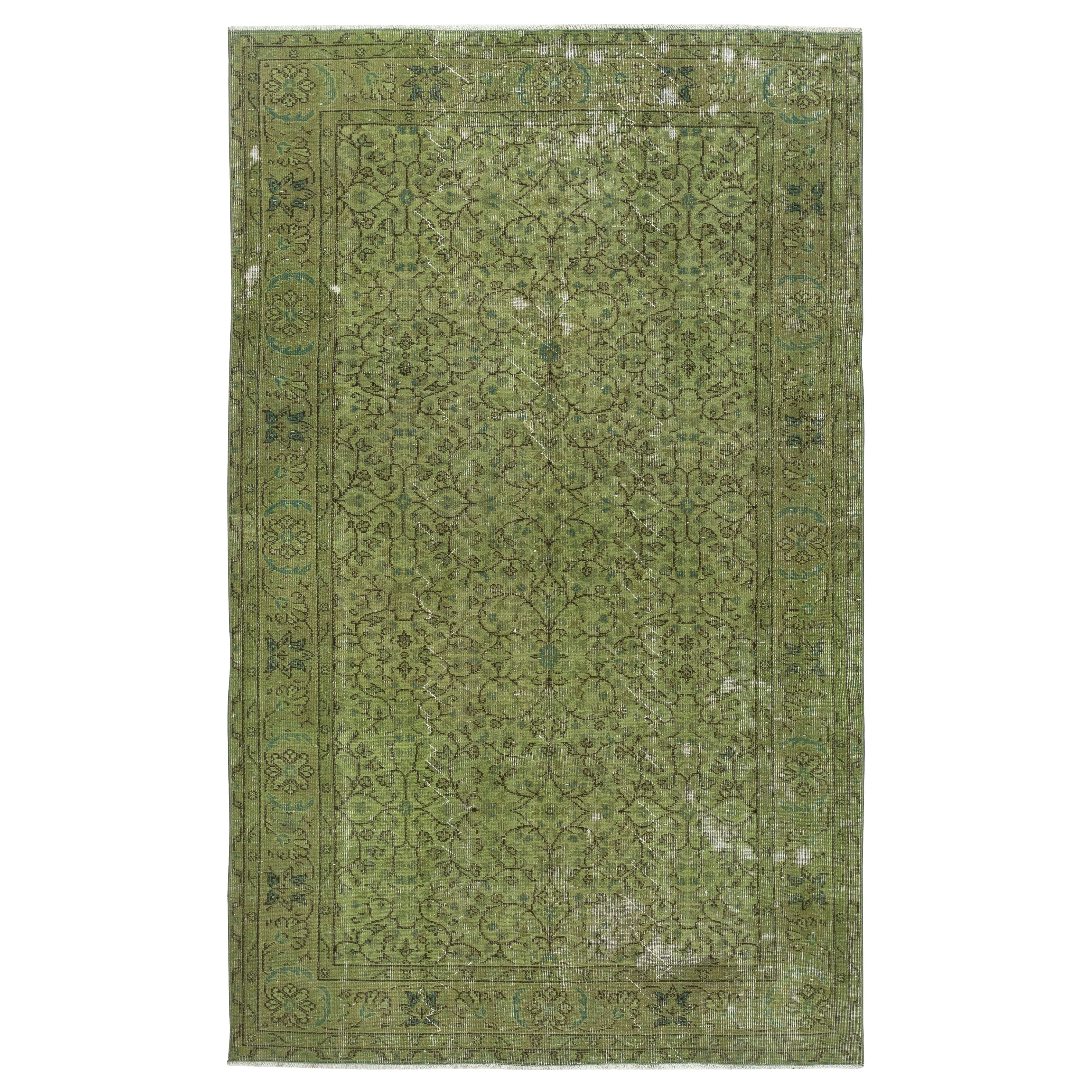 5.2x8.6 Ft Distressed Floral Patterned Area Rug in Green, Handmade in Turkey (Tapis à motifs floraux vieillis en vert, fabriqué à la main en Turquie)