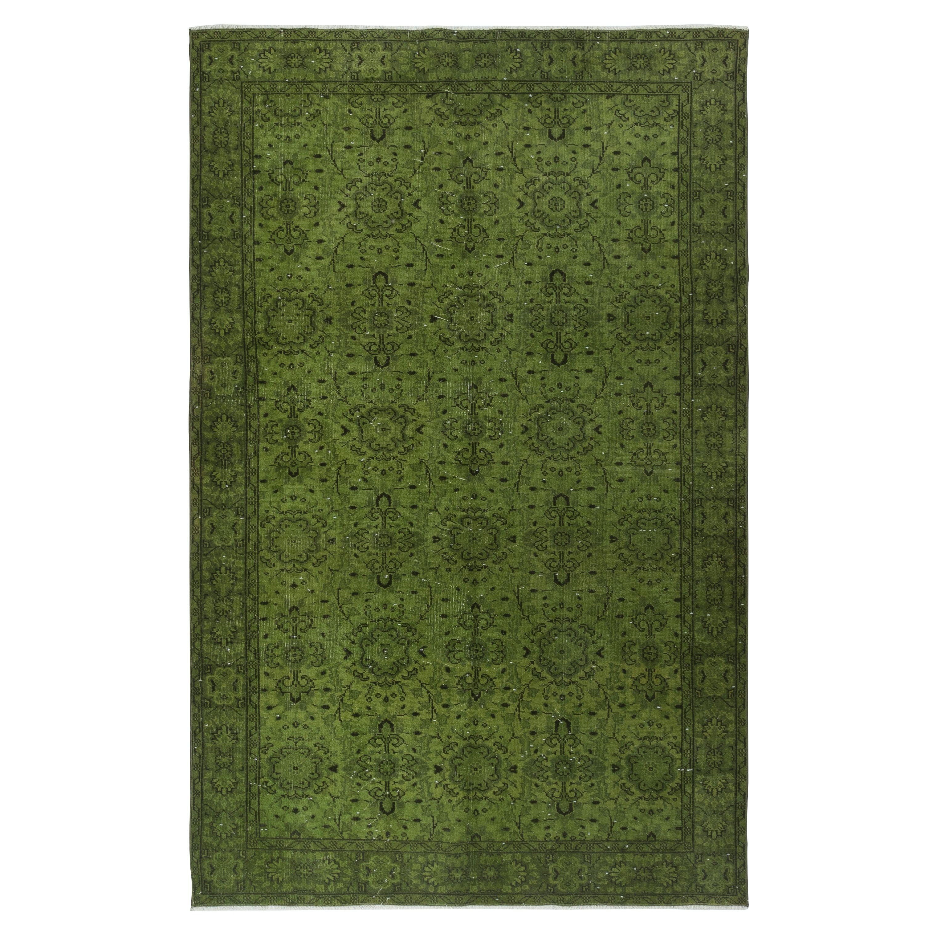 6x9.2 Ft Handmade Turkish Wool Area Rug with Floral Design and Green Background For Sale