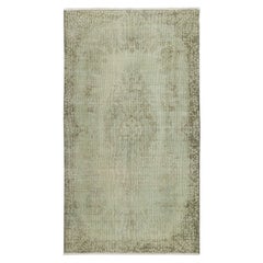 4x7 Ft Vintage Handgefertigter türkischer Teppich, gefärbt in weichem Grün, 4 moderne Inneneinrichtungen