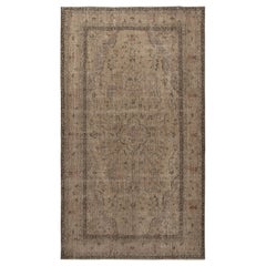 5.5x9.7 Ft Vintage Turkish Area Rug redyed in Brown Color für moderne Innenräume