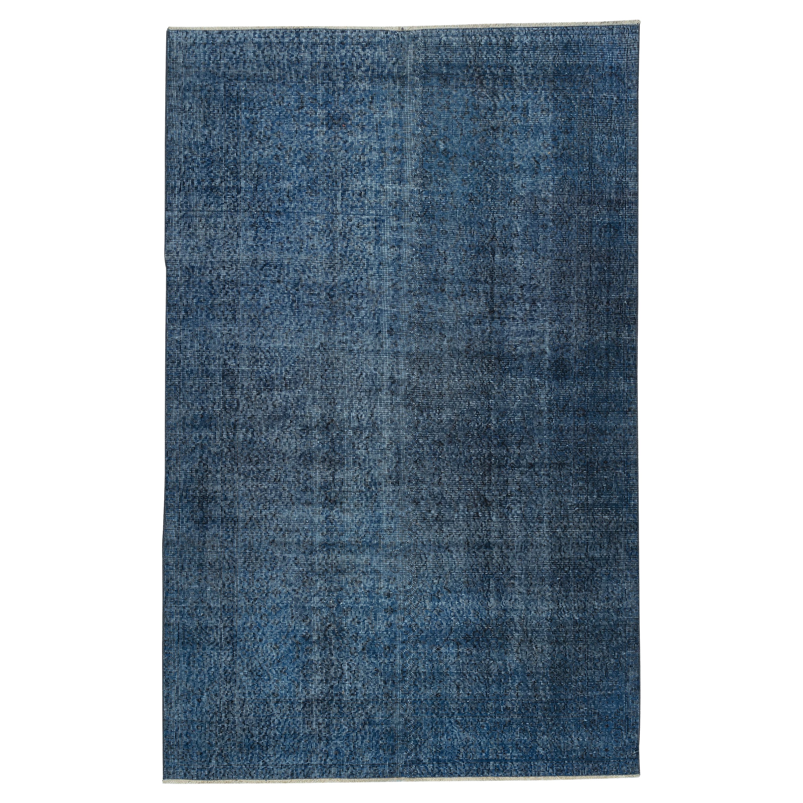 5.3x8.3 Ft Solid Blue Area Rug for Contemporary Interiors, Handmade in Turkey (tapis d'intérieur bleu uni pour les intérieurs contemporains, fabriqué à la main)