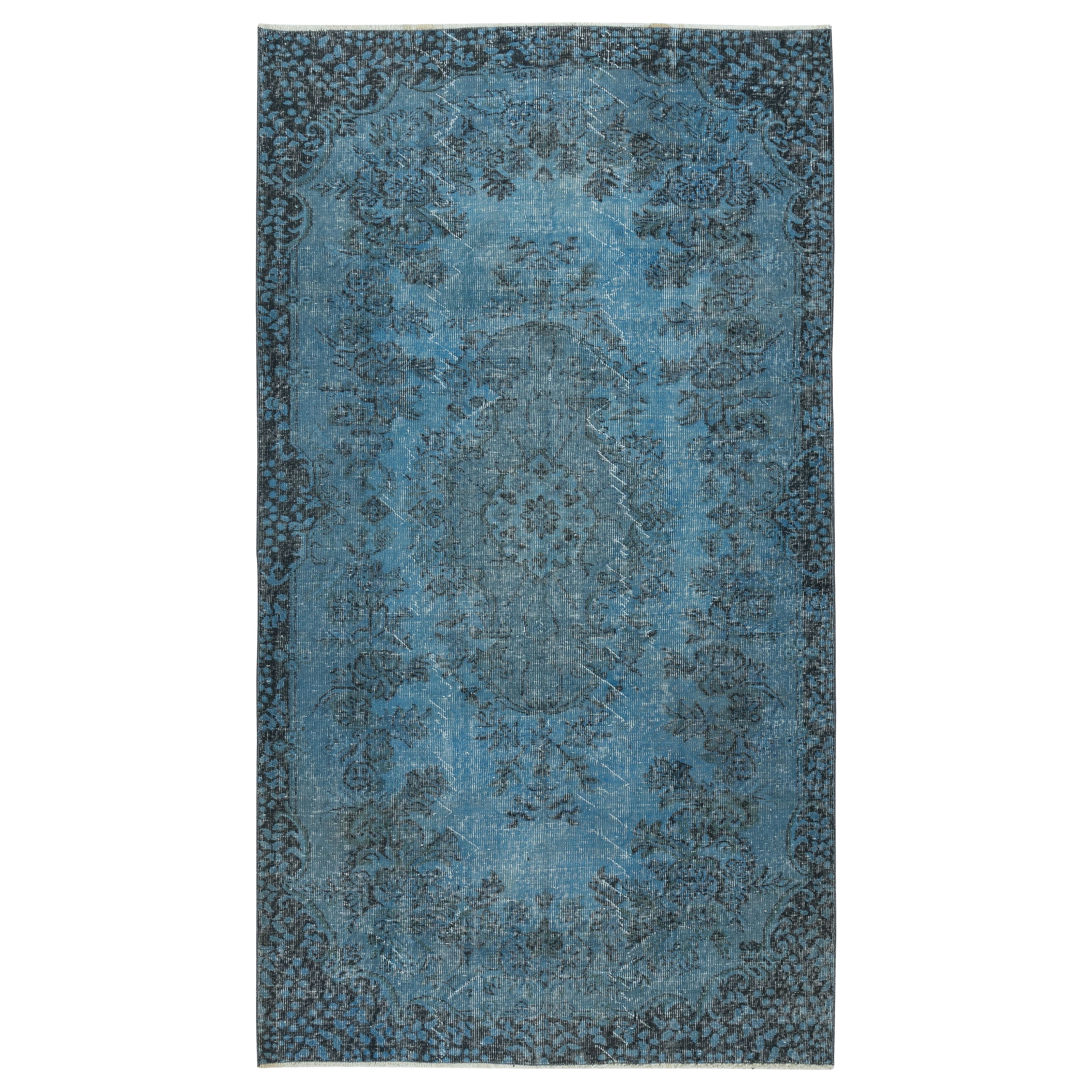 Tappeto moderno di colore blu con design a medaglione, realizzato a mano in Turchia in vendita