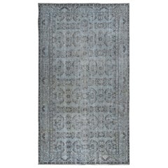Tappeto turco vintage 5.6x10 Ft tinto in blu per interni moderni