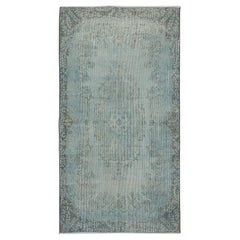 Tappeto turco vintage fatto a mano da 3,8x7 piedi in azzurro tinto di rosso per interni moderni