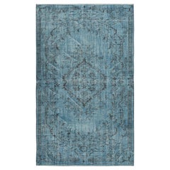 Tappeto turco vintage fatto a mano 5x8.2 Ft tinto in blu per interni moderni