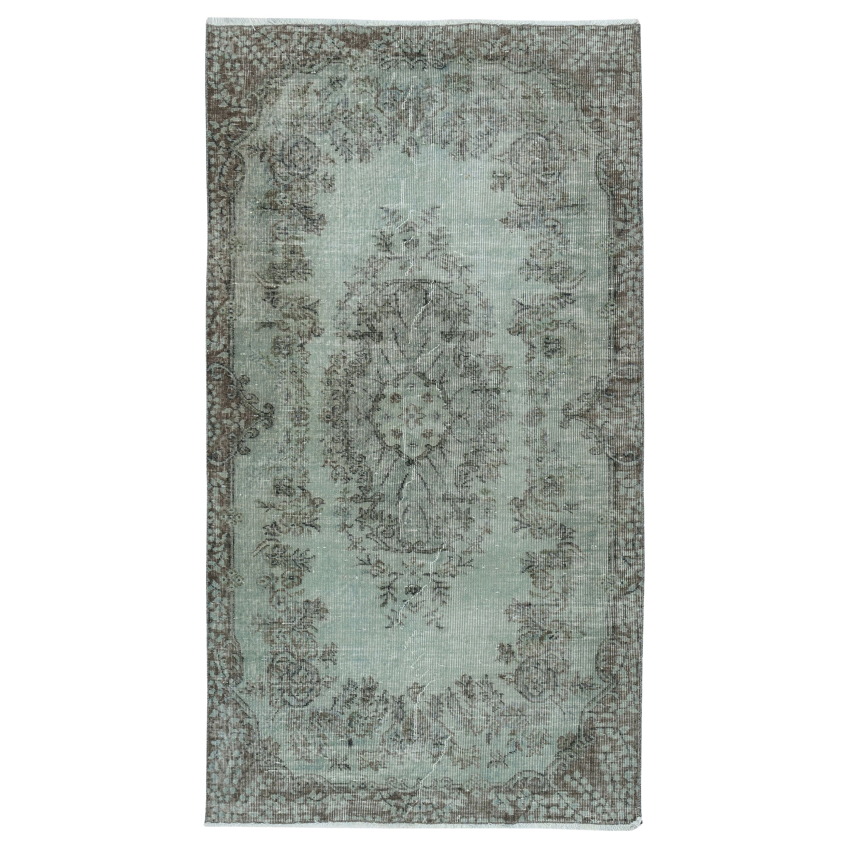 3.7x6.7 Ft Modernity Handmade Turkish Accent Rug. Petit tapis bleu clair en vente