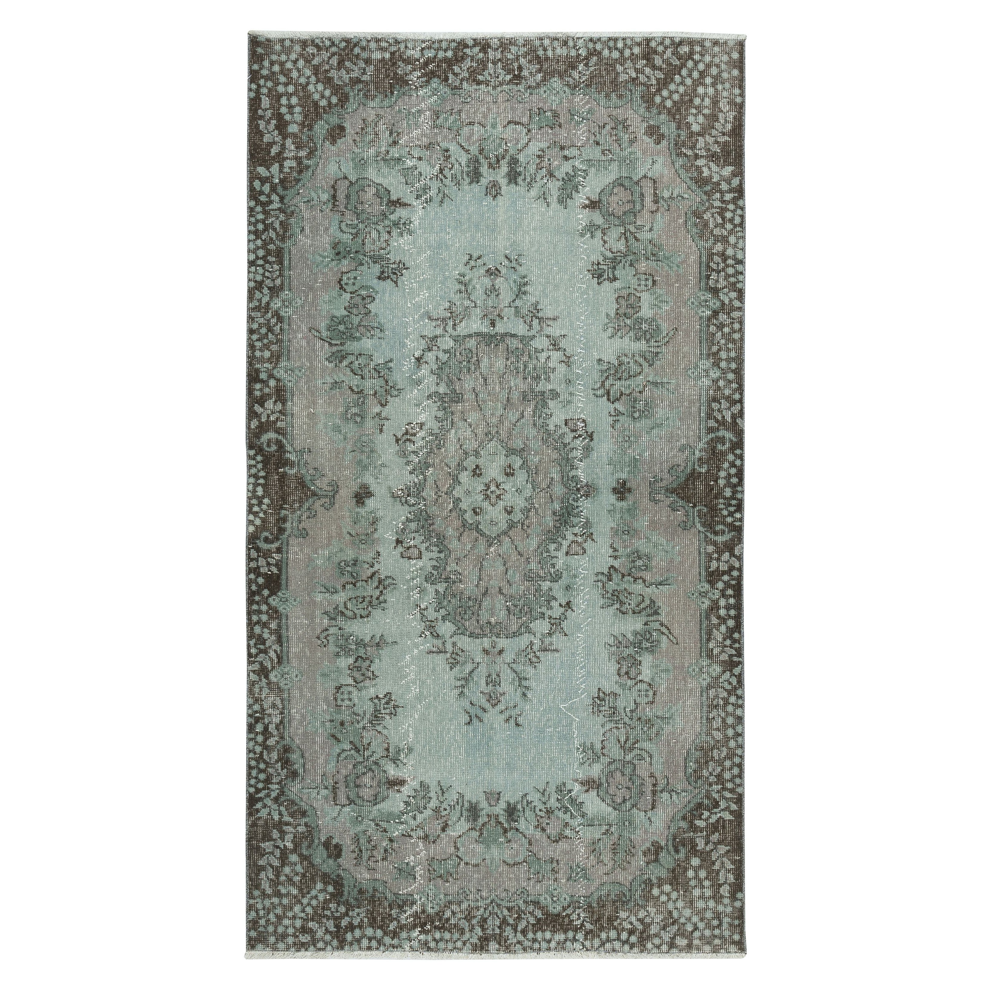 Alfombra Turca Vintage de 4 x 7,4 pies teñida de azul para interiores modernos