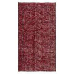 Tappeto vintage turco 4x7 Ft tinto in rosso per interni moderni