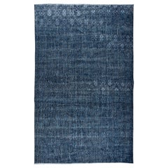 7x11 Ft Handmade Vintage Turkish Area Rug in Navy Blue for Modern Interiors (Tapis turc vintage fait à la main en bleu marine pour les intérieurs modernes)