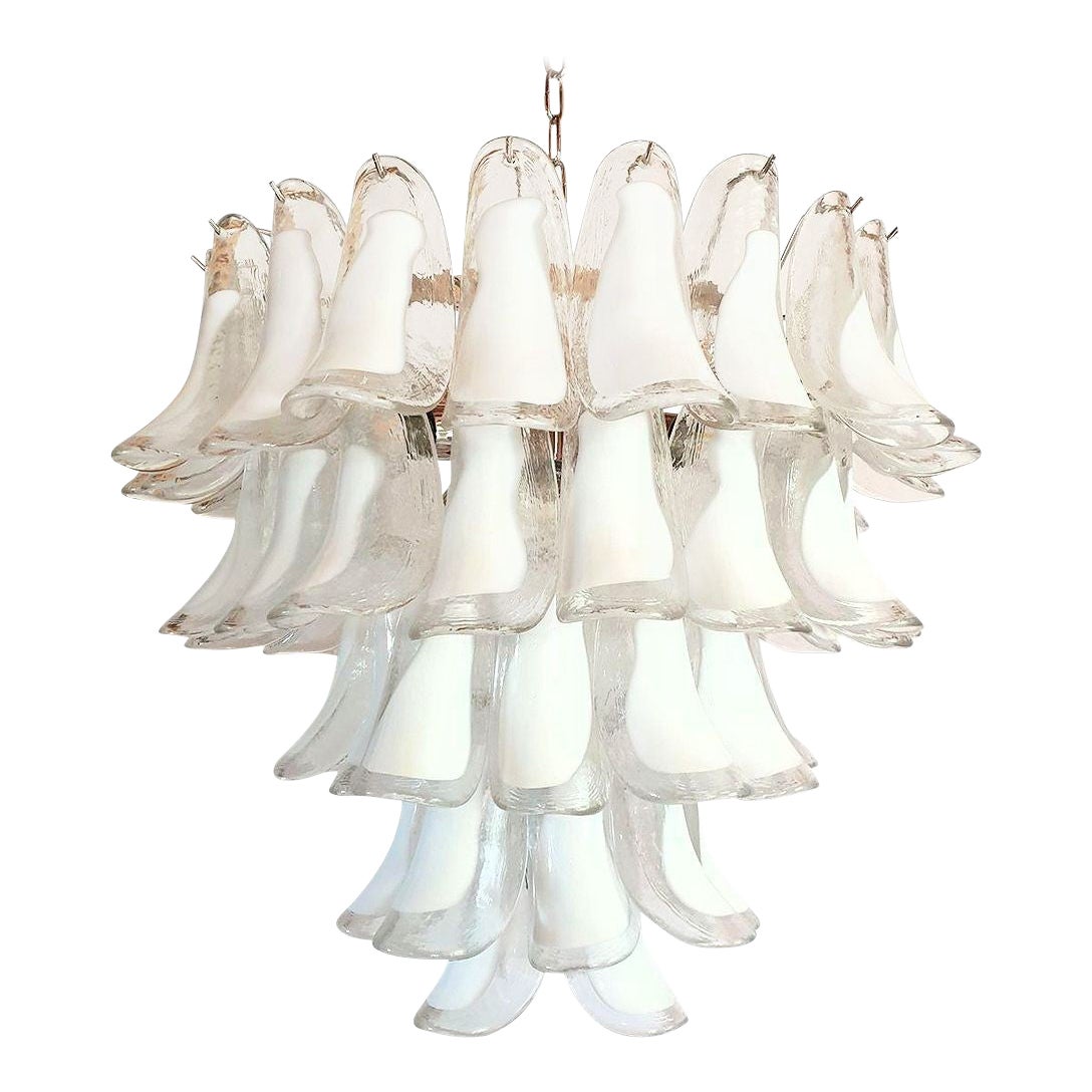 White Murano glass chandelier by Mazzega For Sale