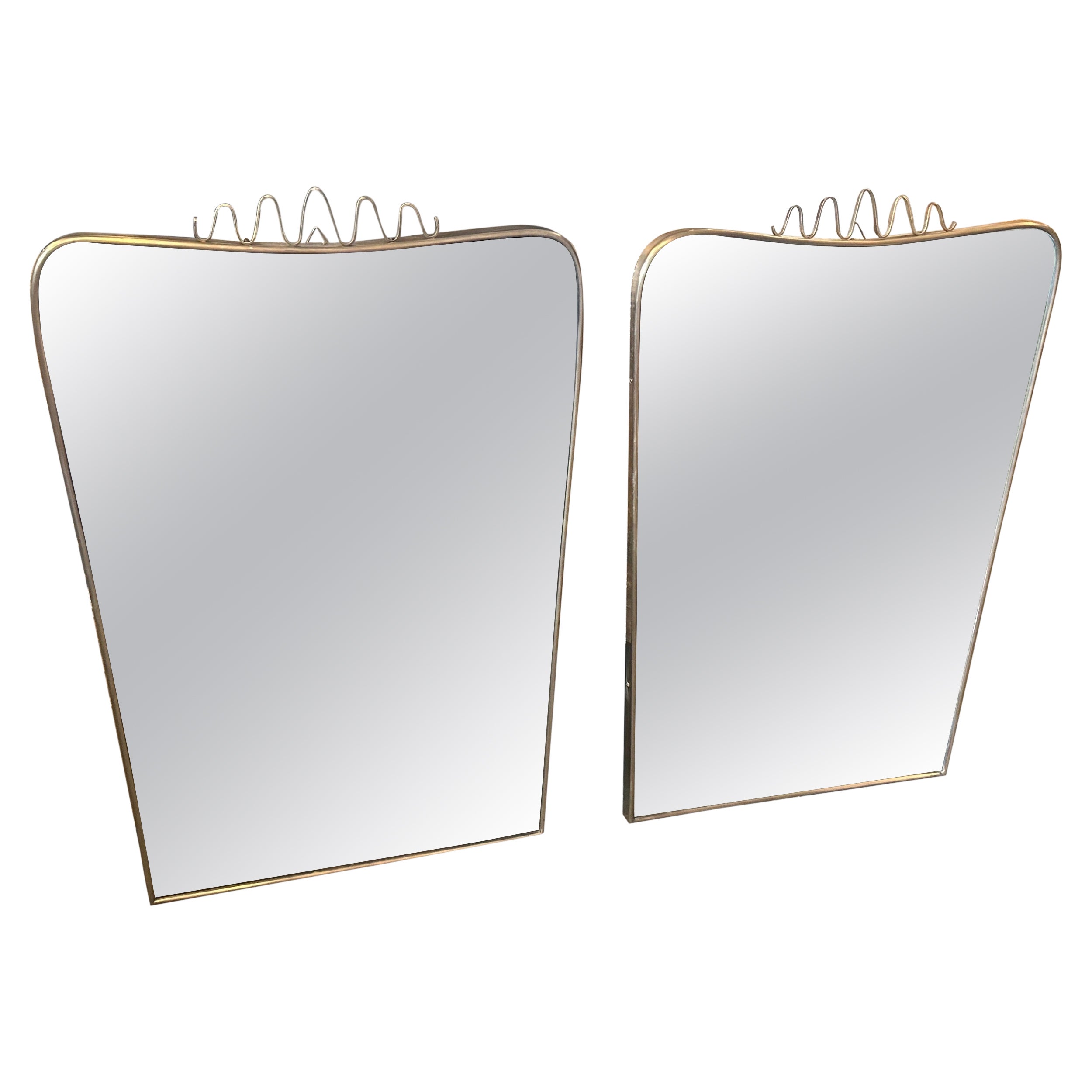 Zwei ikonische Mid-Century-Modern-Wandspiegel aus Messing, Gio Ponti zugeschrieben, 1950er Jahre im Angebot