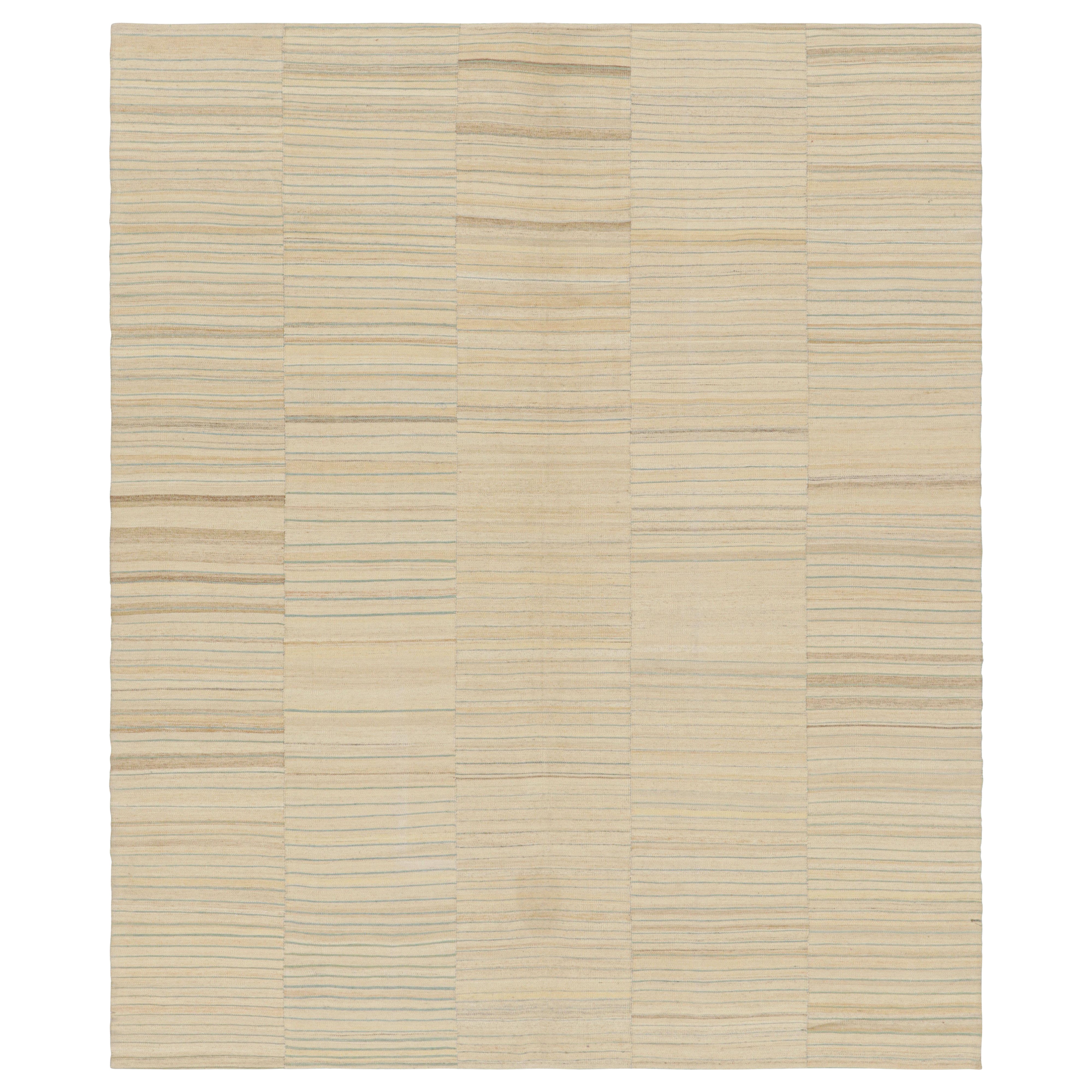 Kilim vintage rayé dans les tons beige-brun et crème  Rug & Kilim