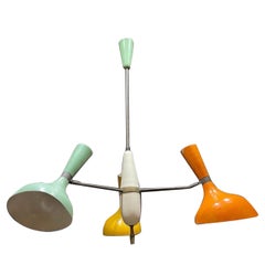 Stilnovo Lustre laqué 3 Lights avec structure en laiton , Italie 1950s