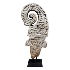 19th Century French Limestone Relic Statue - Antique Décor