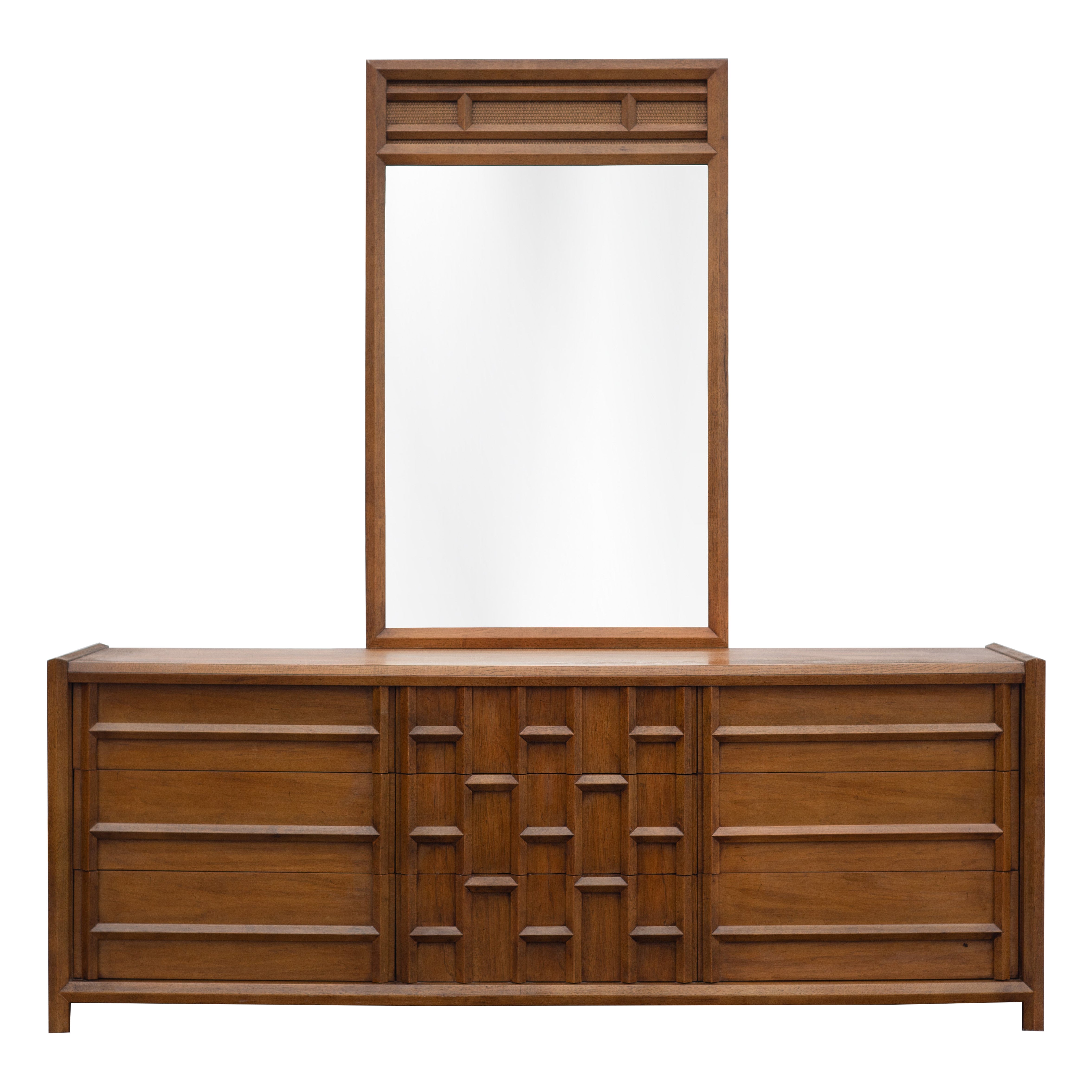 How do I remove the drawers from a Thomasville dresser?