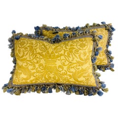 Cuscini di metà secolo Vintage con nappe italiane Fortuny, una coppia