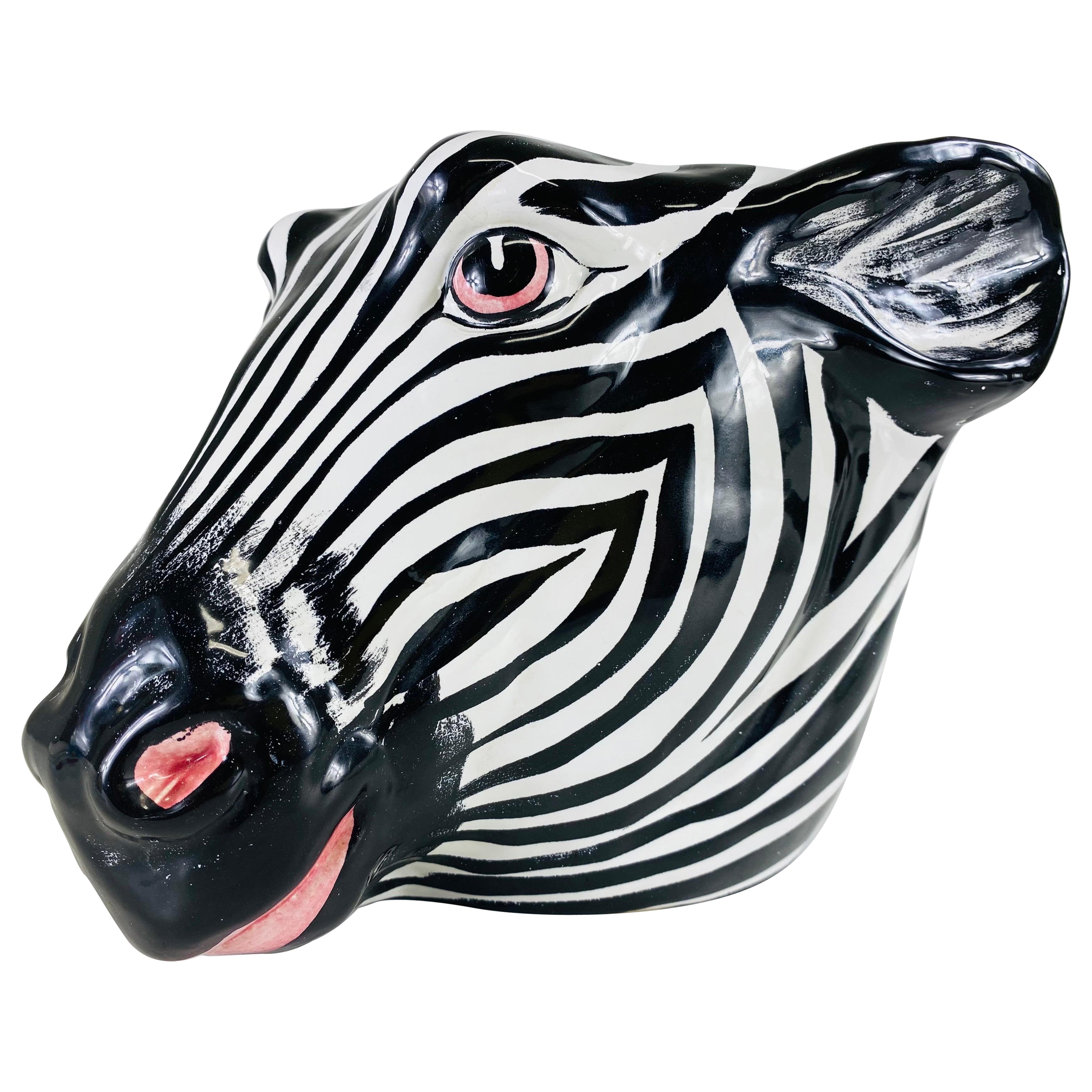 Vintage whimsical Italian pottery zebra bowl/planter en vente
