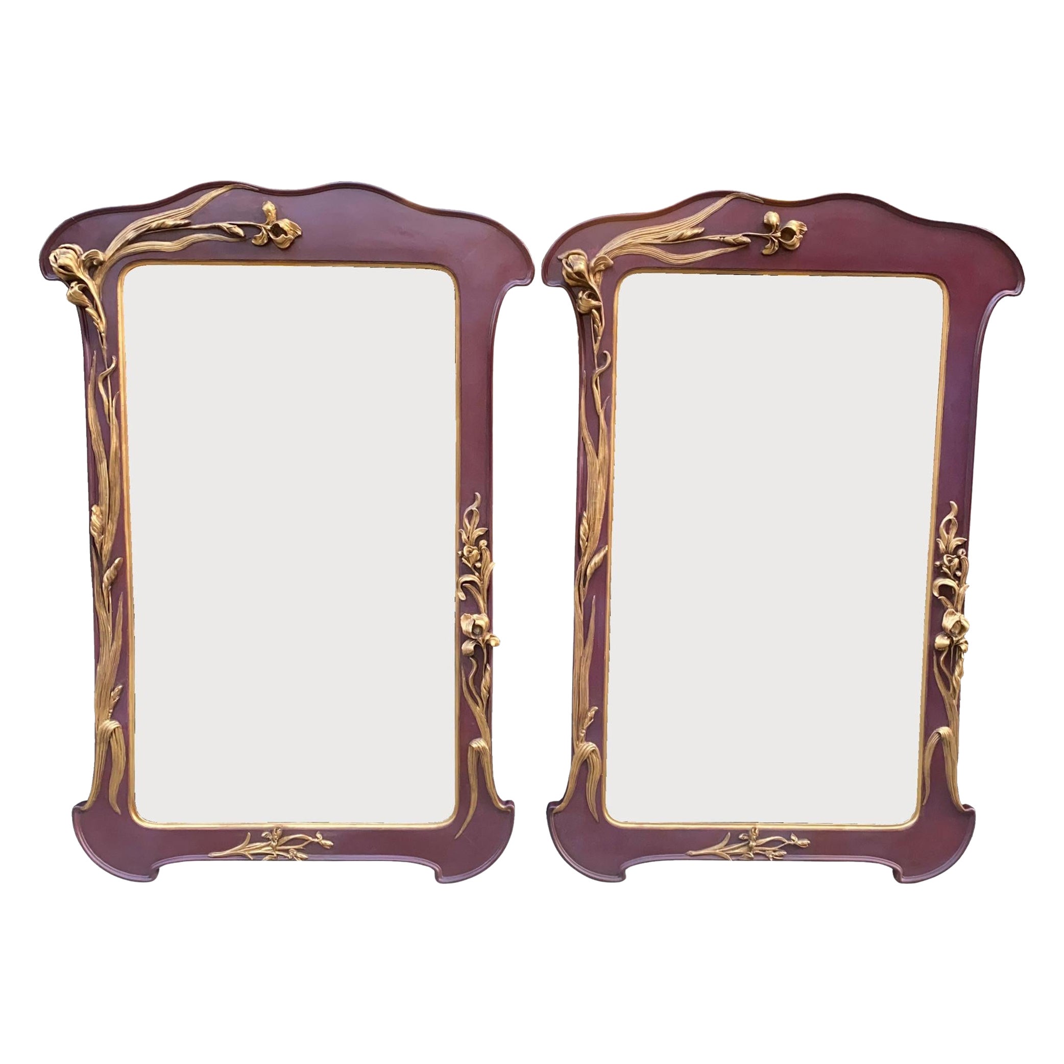 Pareja de marcos Art Nouveau espejo con Iris atribuidos a Louis Majorelle