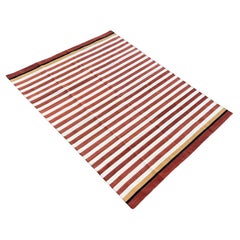 Tappeto a tessitura piatta in cotone fatto a mano, 5x7 a strisce bianche e rosse Indiano Dhurrie