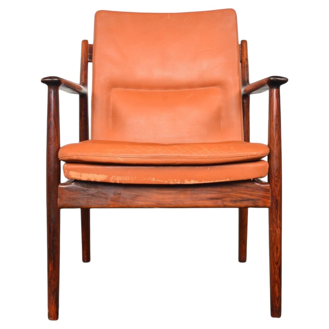 Model 431 Armchair in Rosewood by Arne Vodder
