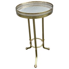 Pequeña mesa de copas italiana de latón y espejo