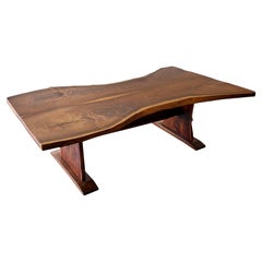 Table de salle à manger vintage en noyer, 1970