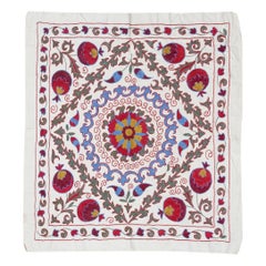 Appendiabiti da parete ricamato a mano 3x3.2 Ft. Tovaglia nuova. Divano in cotone