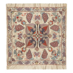 Colgante de pared de seda 100% de 28x30 pulg. Mantel Bordado Moderno. Colcha decorativa