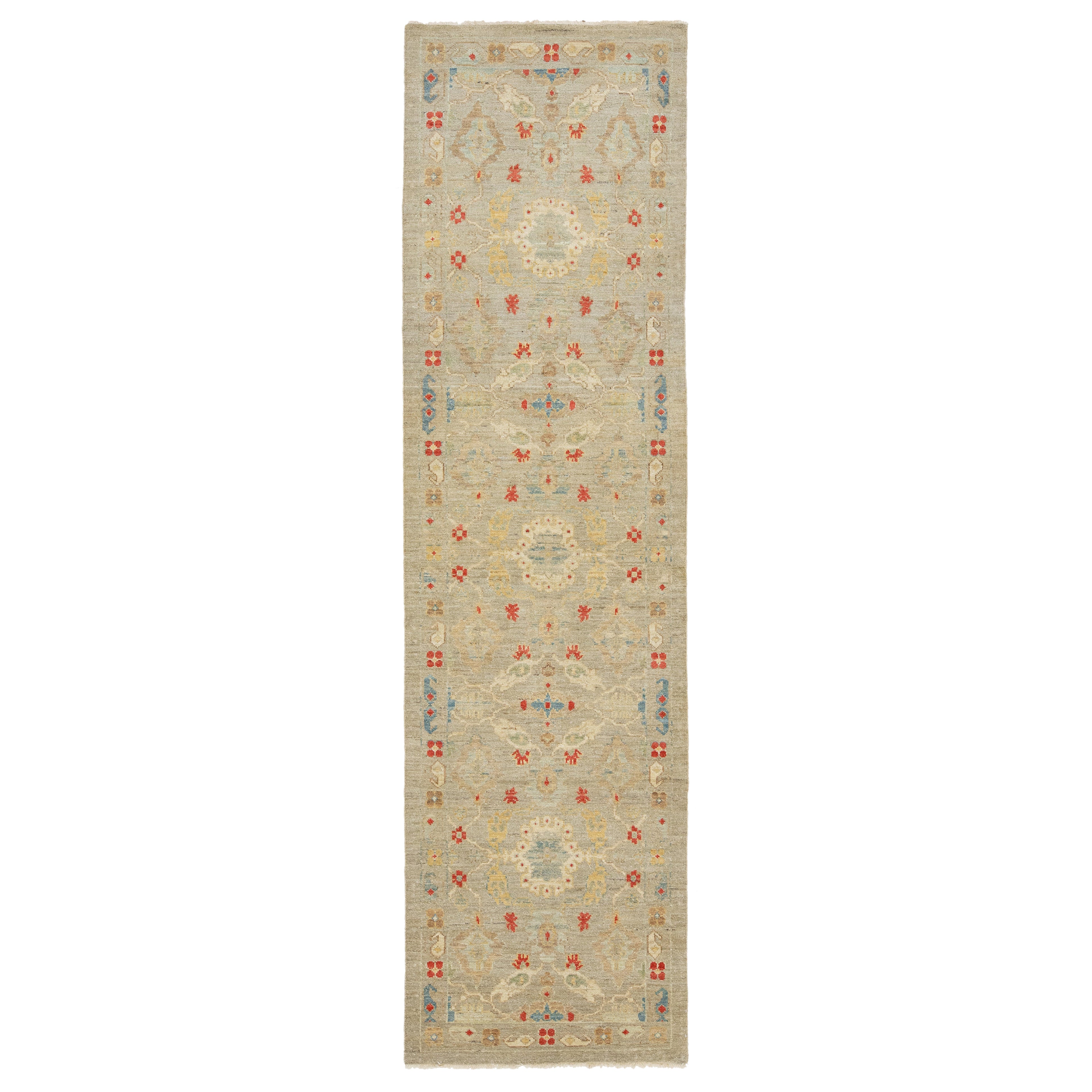Runner in lana floreale Sultanabad del 21° secolo Modern in grigio chiaro in vendita