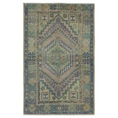 3.8x5.8 Ft Traditioneller handgefertigter türkischer Dorfteppich im Vintage-Stil. 100% Wolle