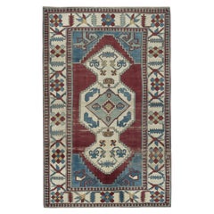 6.7x10.4 Ft Handknotted Vintage Turkish Area Rug with Geometric Medallion Design (tapis turc vintage noué à la main avec des médaillons géométriques)