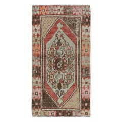 27x50 in Vintage Scatter Rug, circa 1950, Wolle handgeknüpft türkische Fußmatte