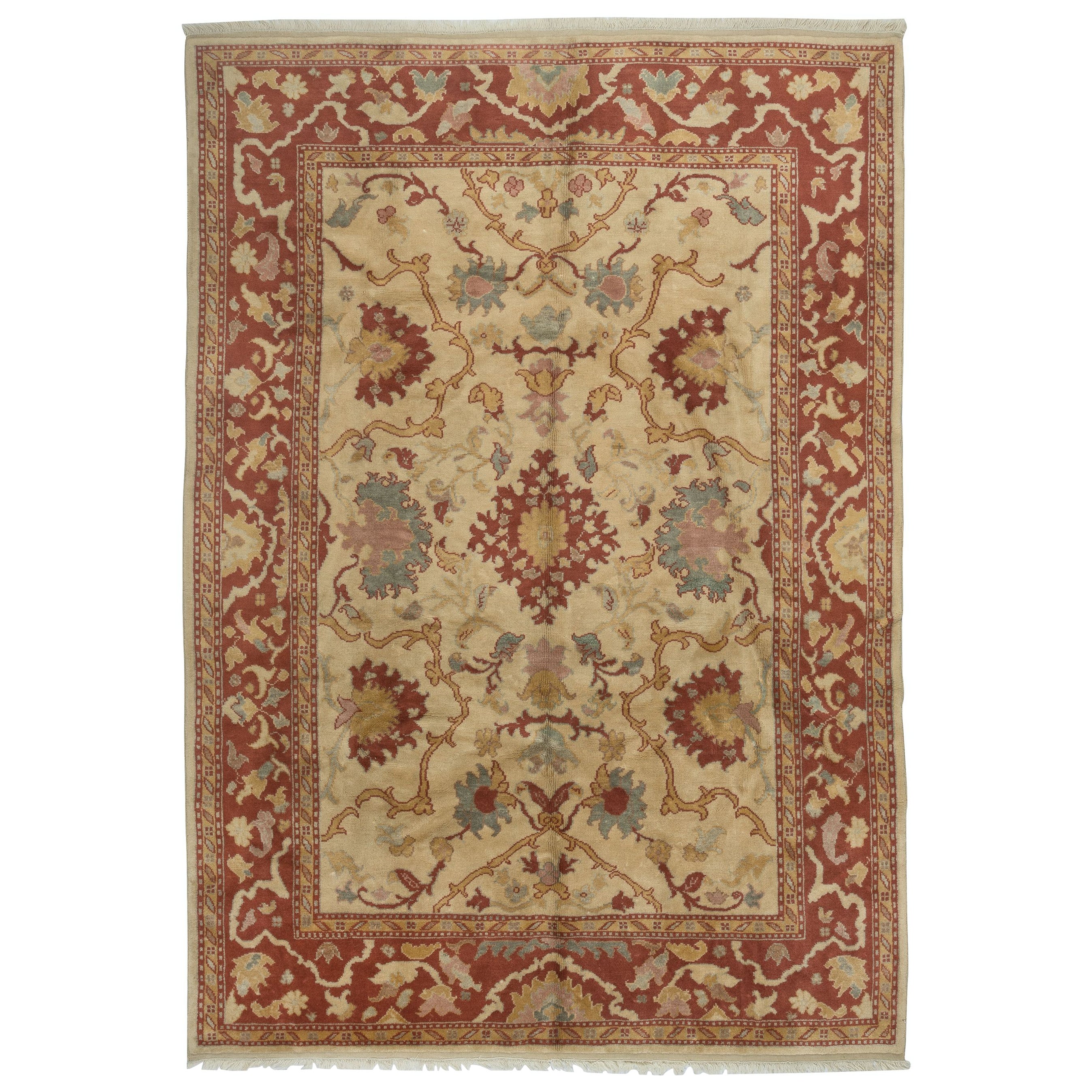 7.5x10.6 Ft Vintage Turkish Oushak Rug. 100% Wool. Excellent Condition For Sale