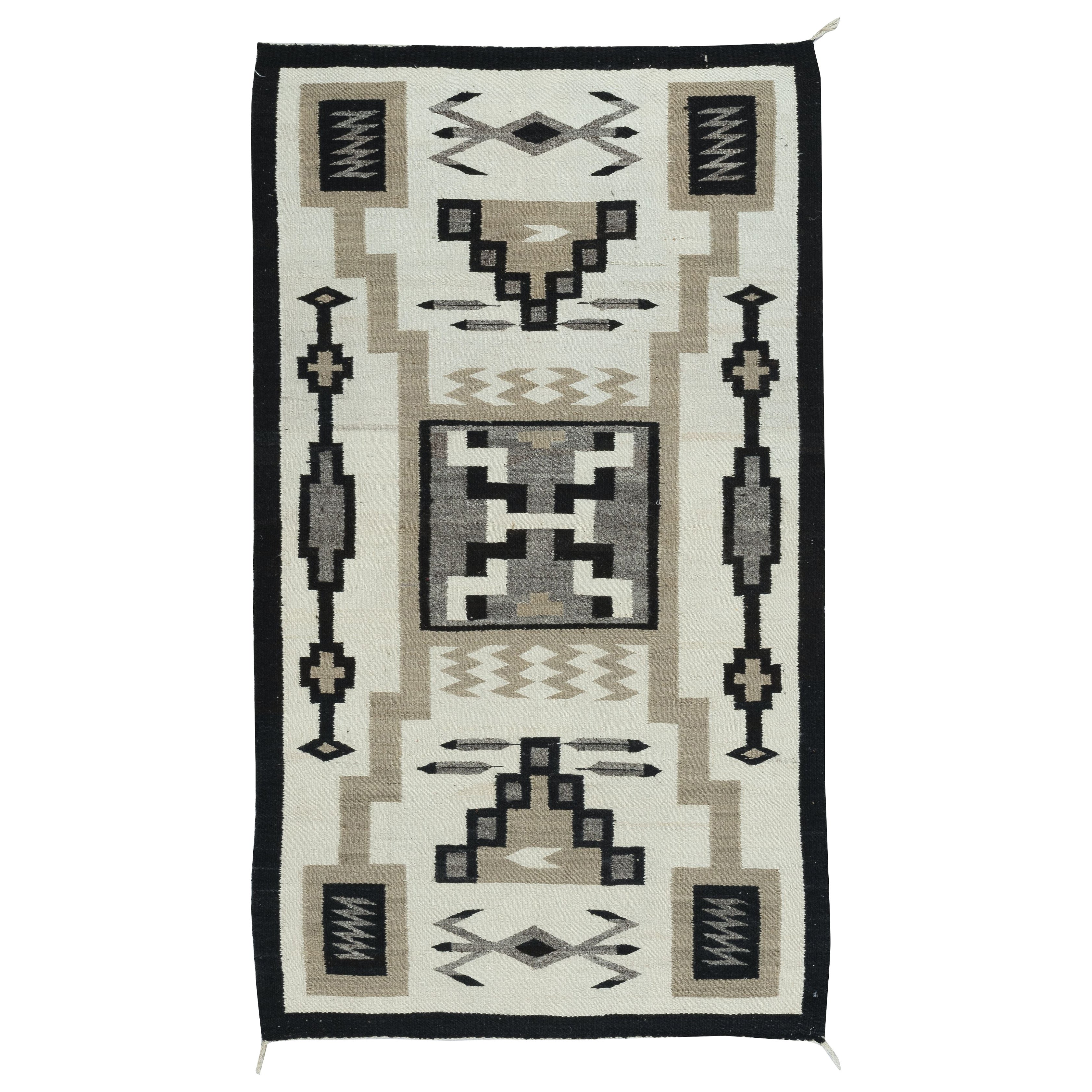 34x60 in Vintage Navajo Storm Pattern Flat-weave Kilim Rug. 100% Wool For Sale