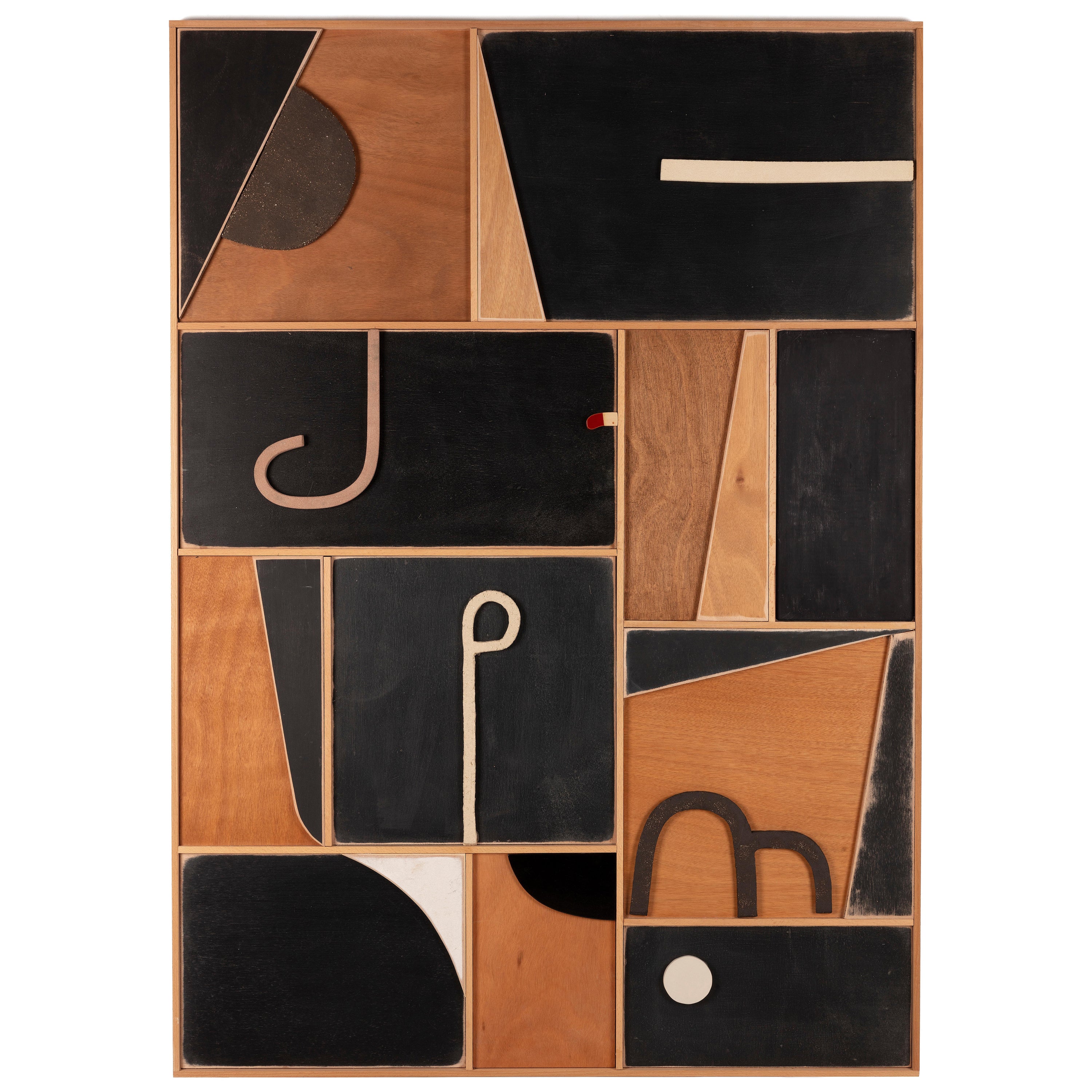 Rilievo in ceramica su collage di legno #W223 di Natalie Rich-Fernandez, 2024